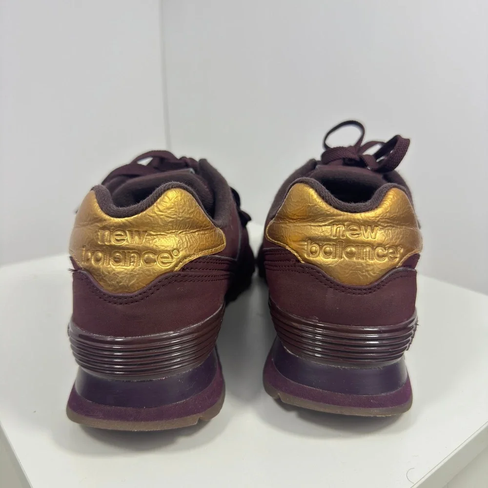 New Balance‎ 574 Molten Maroon Men 8.5 Maroon Gold Sneaker ML574MTC